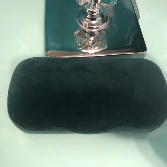 Gucci Sunglasses ( wayfarer style) - Picture 4 of 5